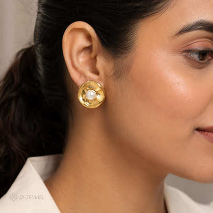 Bold 22KT Gold-Plated Pearl Centre Hammered Stud Earrings