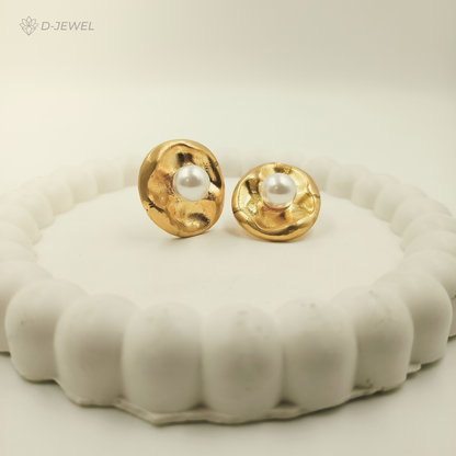 Bold 22KT Gold-Plated Pearl Centre Hammered Stud Earrings