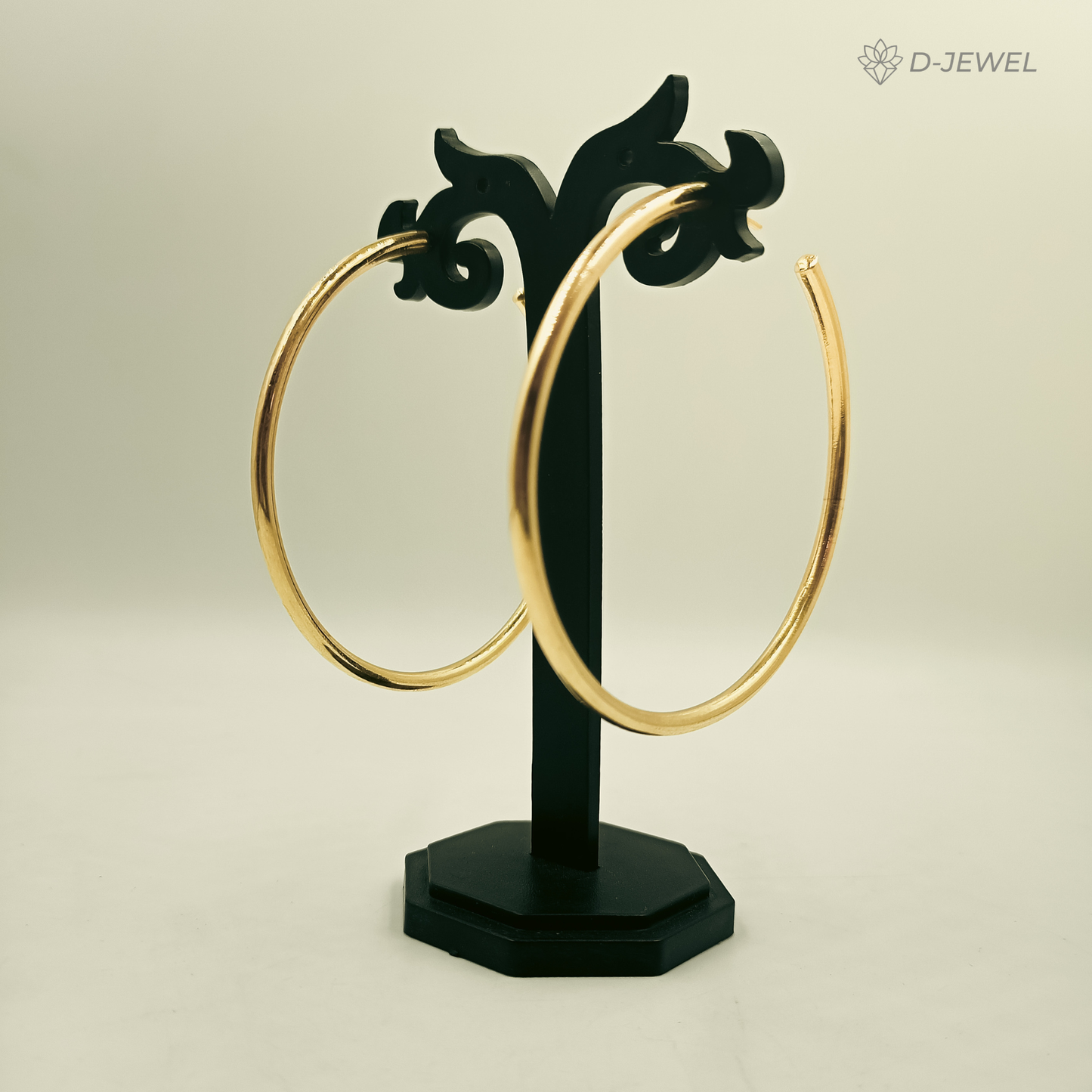 Chic Large Polished Round Hoop Earrings in Gold 
