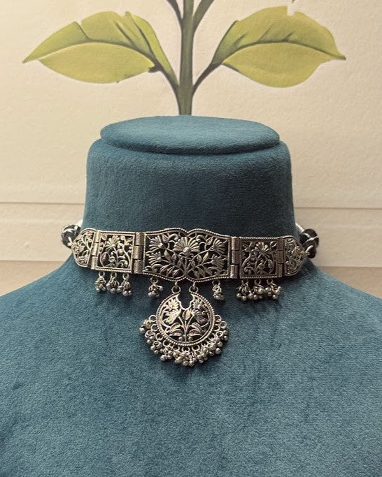 Chitai Chandbali Oxidised Choker Necklace Set