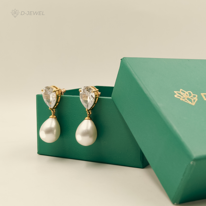 Classic Pearl Drop Solitaire Stud Earrings in Gold
