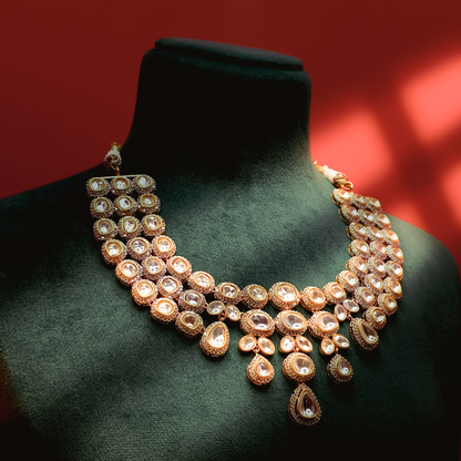 White Kundan Short Necklace Set with Drop Earrings