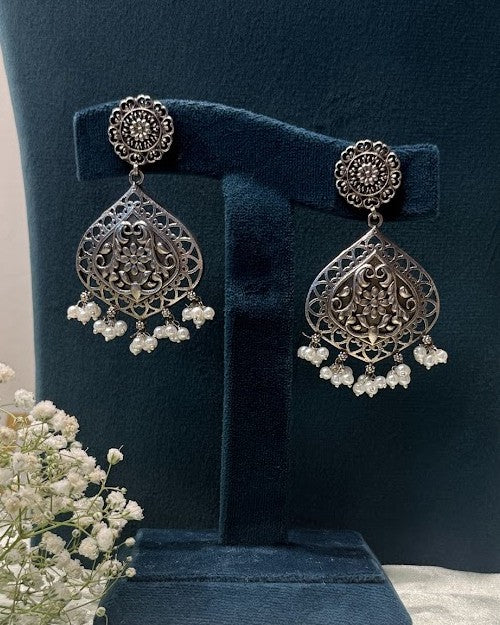 Oxidised Jali Pearl Fringe Pendant Necklace Set