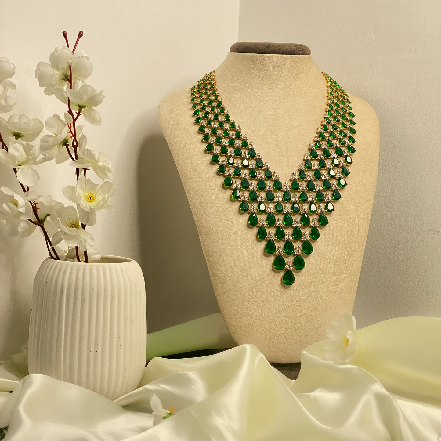 Green Pear Stone Long Necklace Set with Drop Earrings