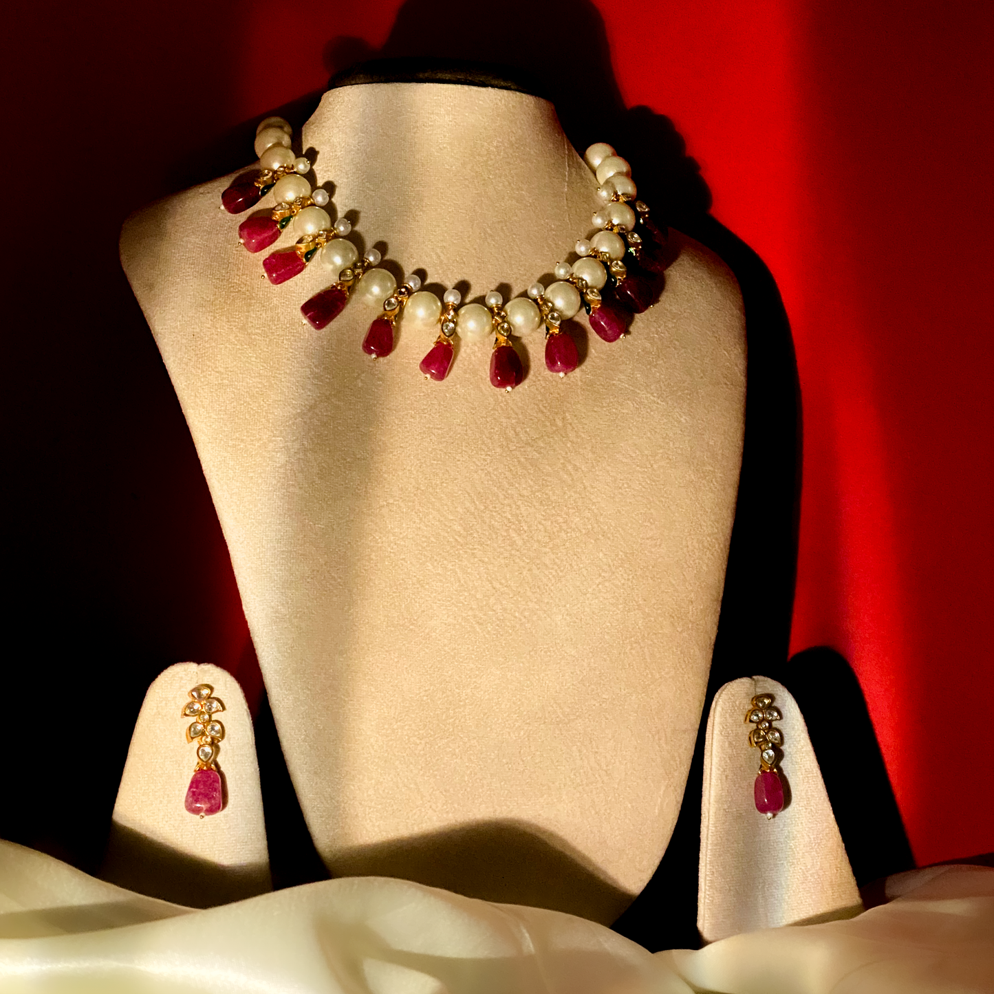 Pearl Choker Necklace Set with Red Teardrop Drops