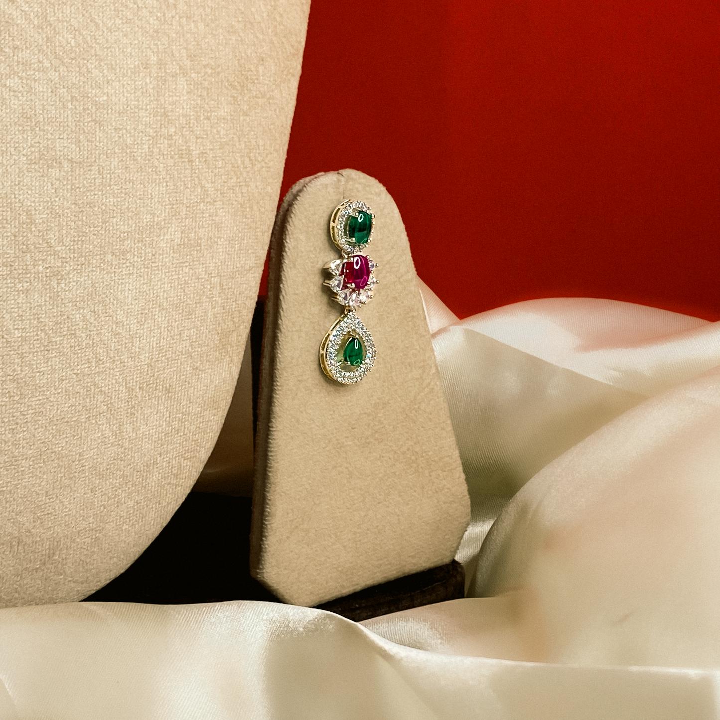 Emerald Green & Ruby Red Rhodium Necklace Set