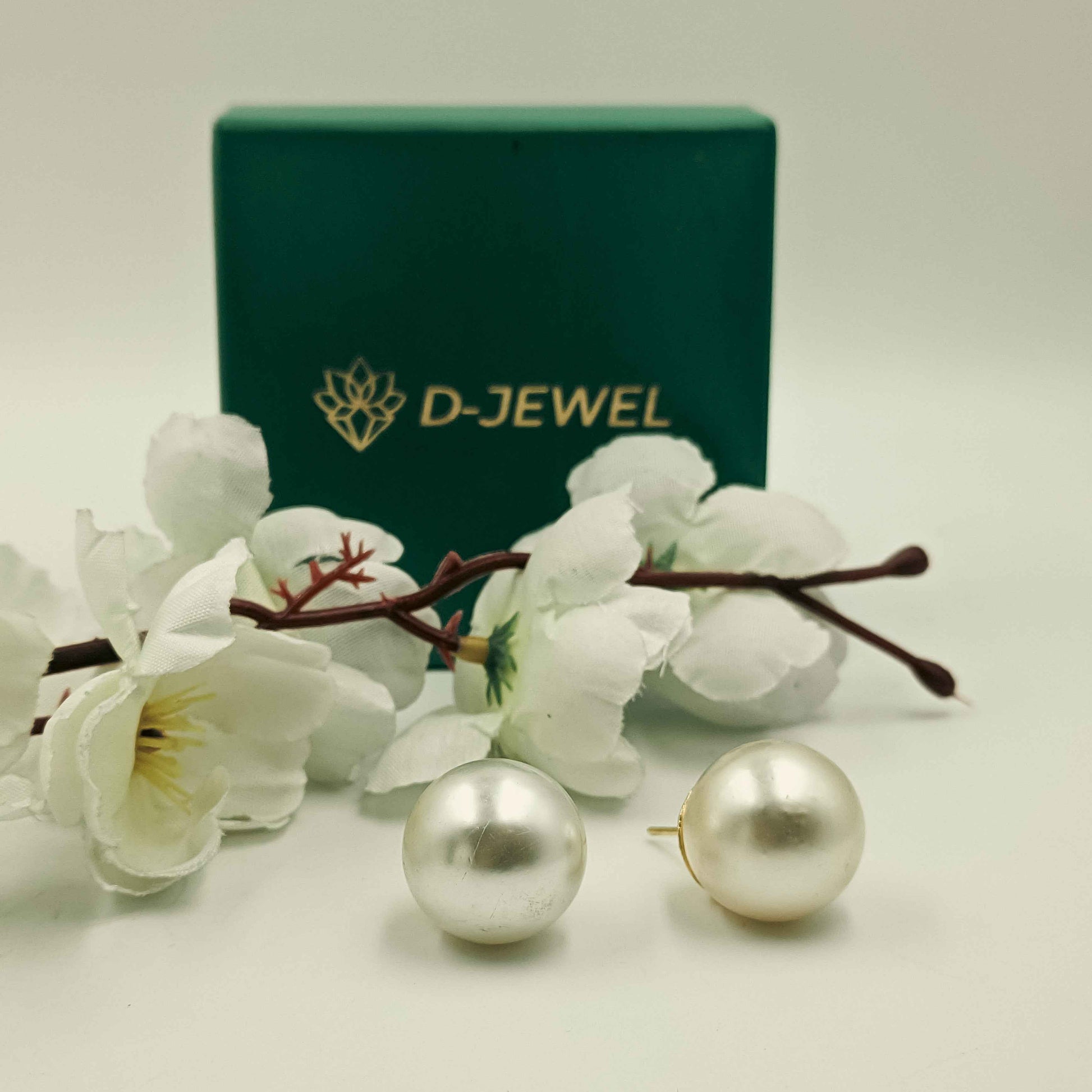 Classic Pearl Stud Earrings